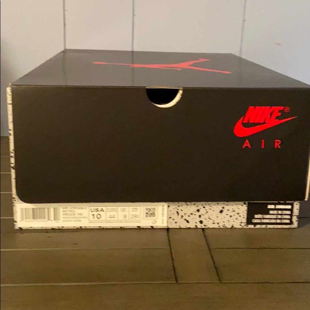 SOLD - Picture 2 of 4